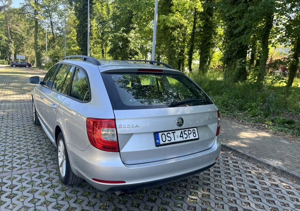 Skoda Superb cena 29900 przebieg: 318200, rok produkcji 2013 z Ożarów Mazowiecki małe 46
